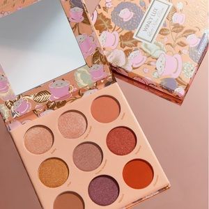 NIB✔️WINKY LUX - Latte Kitten Palette